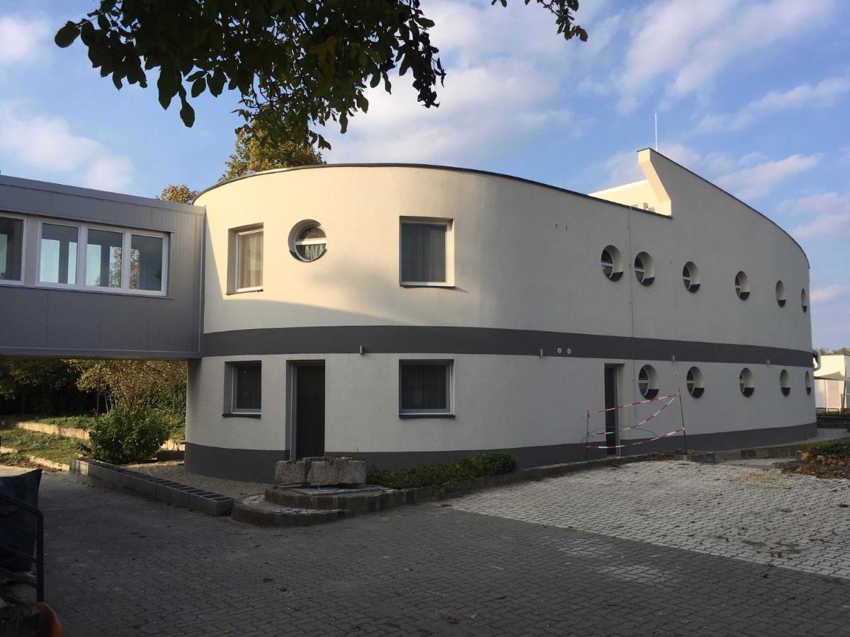 Nautilus Etterem Es Panzio Hotel Dabas Exterior photo
