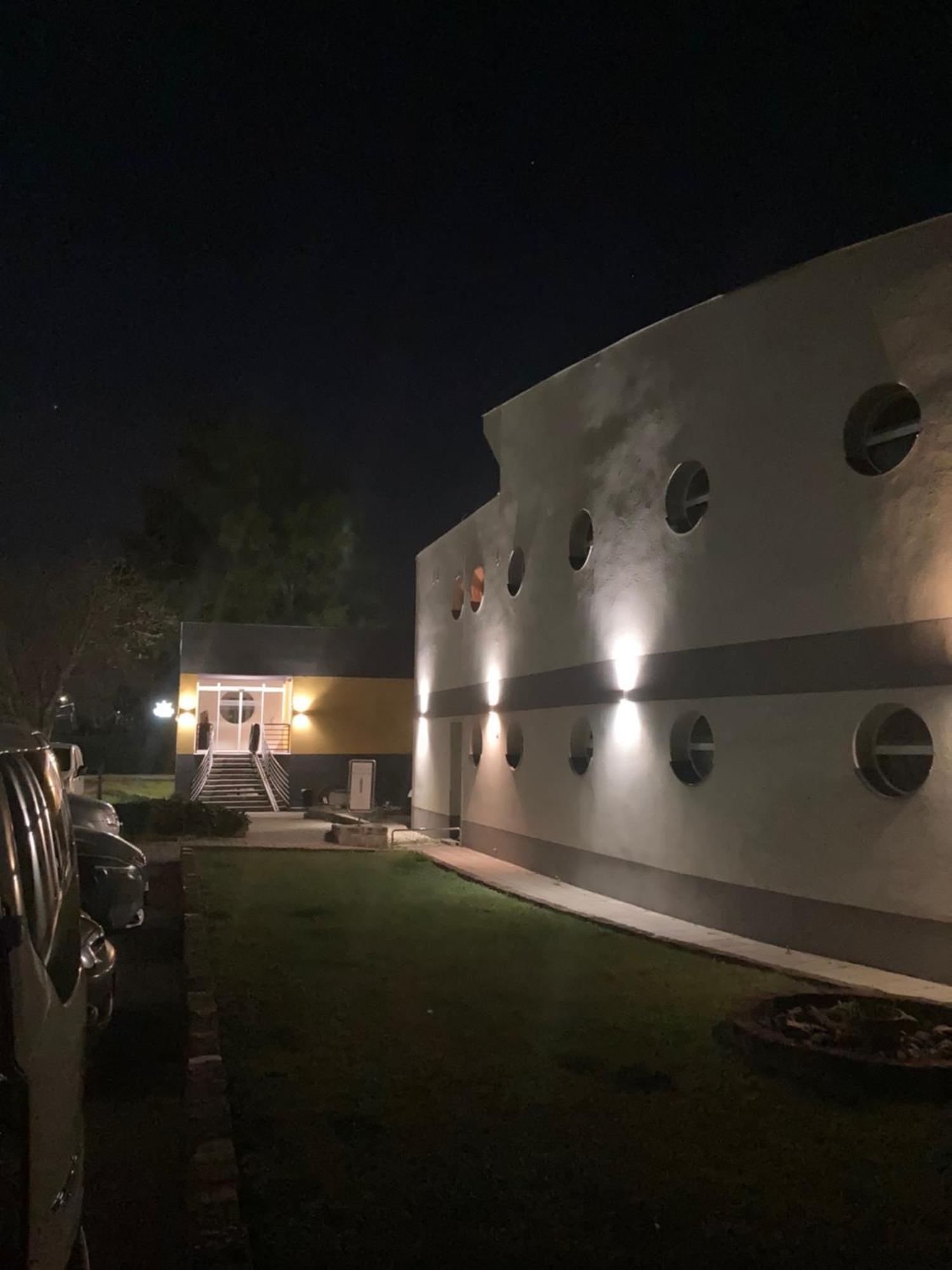 Nautilus Etterem Es Panzio Hotel Dabas Exterior photo